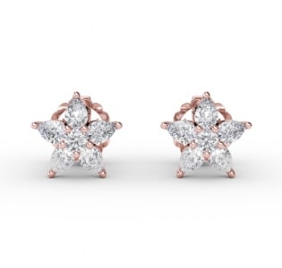 A pair of star diamond stud earrings from Fana.