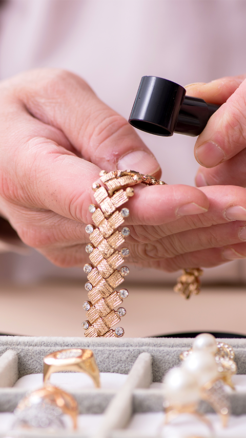 Gold & Diamond Buying
